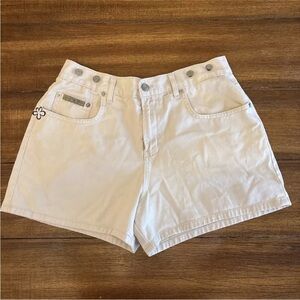 LEI - Junior’s Khaki Shorts Size 11 Flower Patch Vintage 3” Inseam